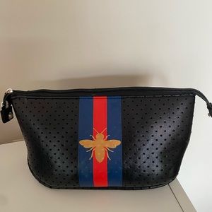 Parker & Hyde cosmetic bag. Neoprene Collection